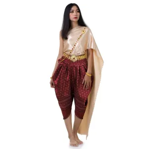 Elegant Chut Thai Women’s Costume Timeless Tradition