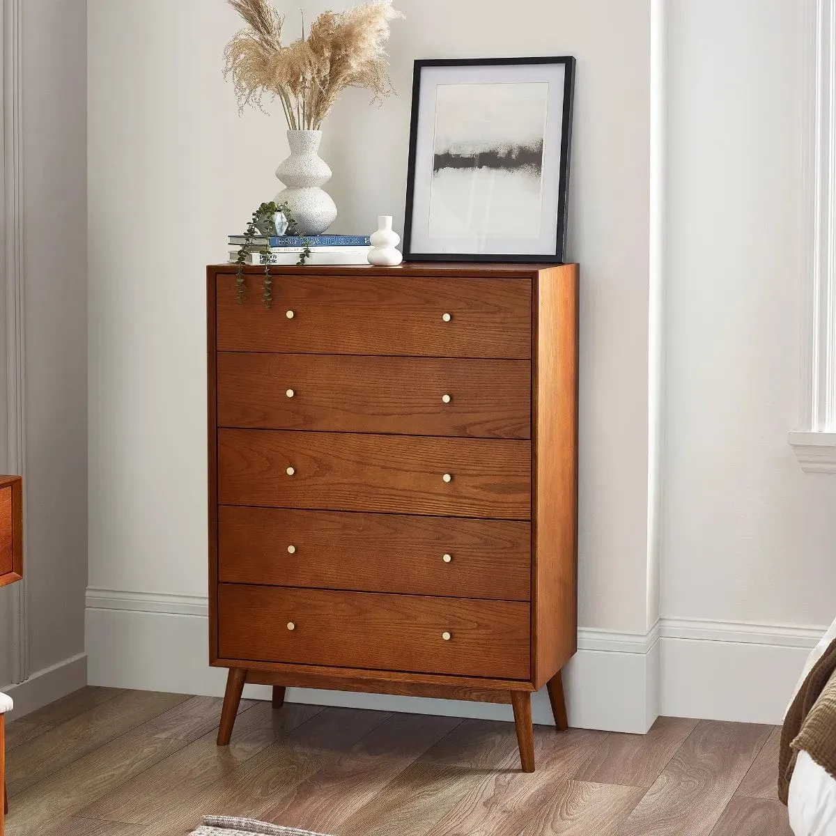 Lowry 5 Drawer Chest