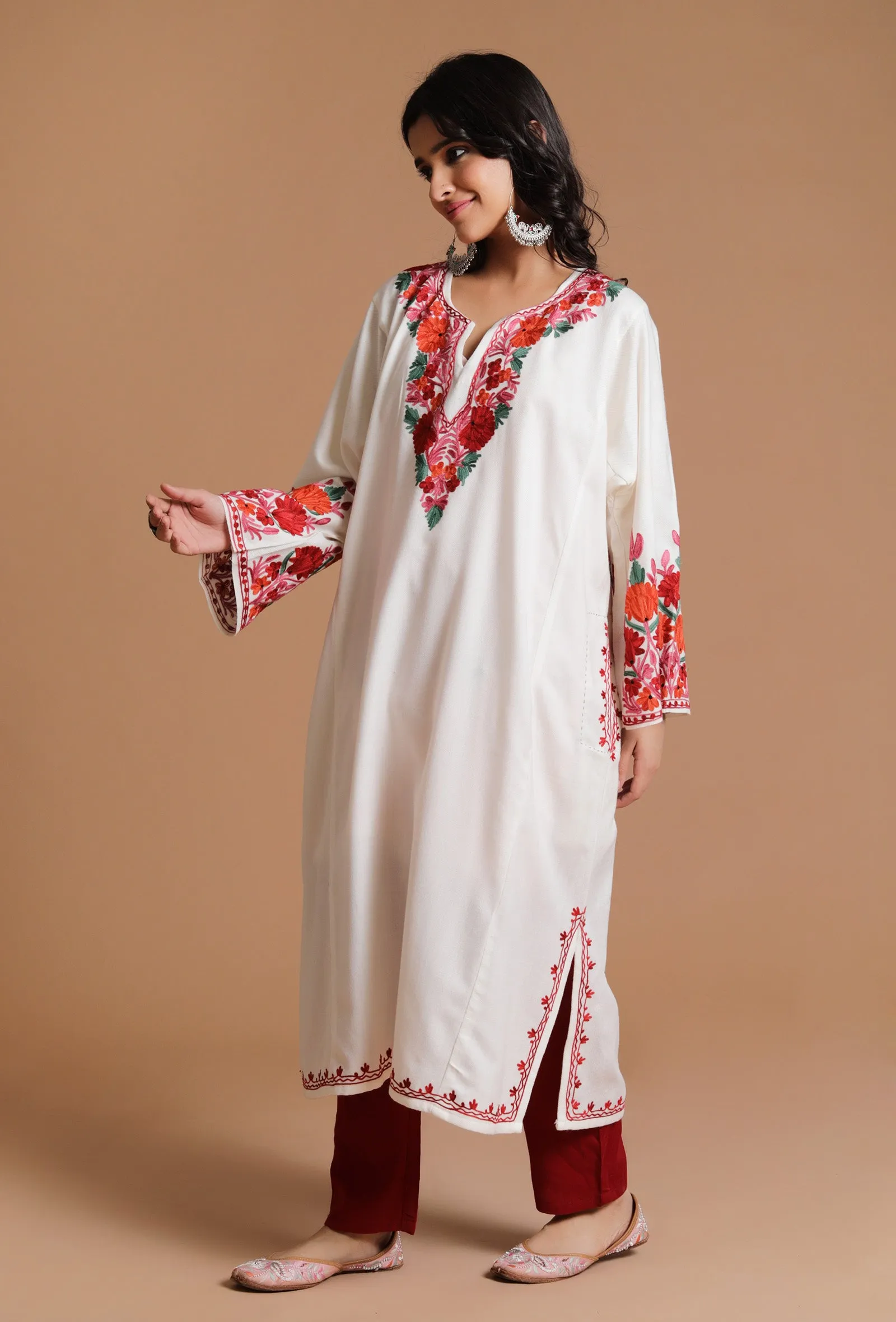 White Aari Embroidered Kashmiri Phiran-Free Size